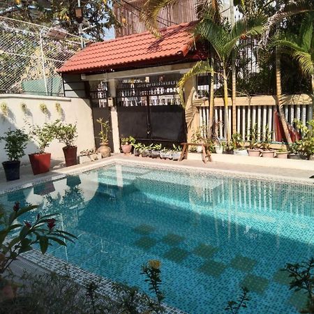 Room 12 - Studio In A Villa 5Mn Walk From The Royal Palace With Swimming Pool Phnom Penh Extérieur photo