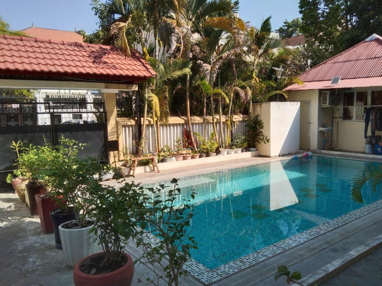 Room 12 - Studio In A Villa 5Mn Walk From The Royal Palace With Swimming Pool Phnom Penh Extérieur photo